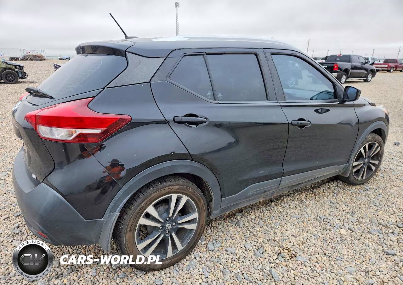 2019 Nissan Kicks Sv VIN:3N1CP5CU7KL506891 - 3