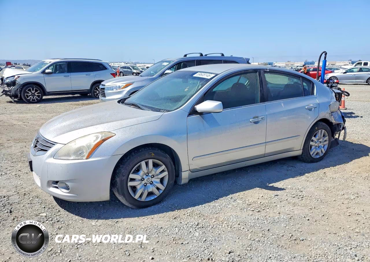2010 Nissan Altima 2.5 – zdjęcie 1 z 12