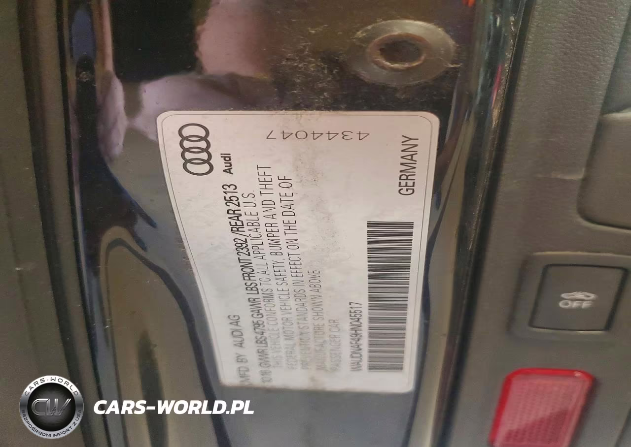 2017 Audi A4 Premium VIN:WAUDNAF49HN045517 - 12
