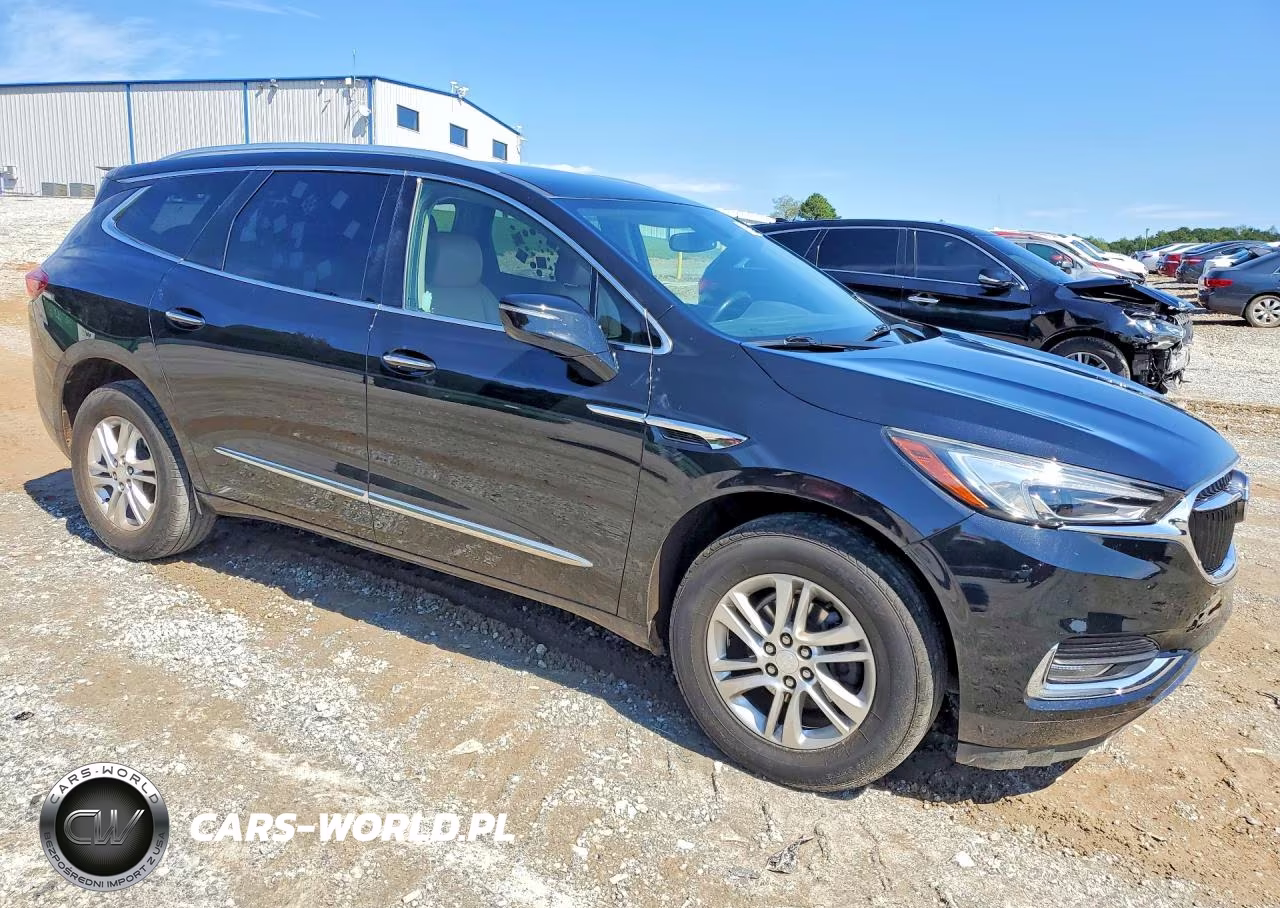 2018 Buick Enclave Essence VIN:5GAERBKW5JJ189072 - 4