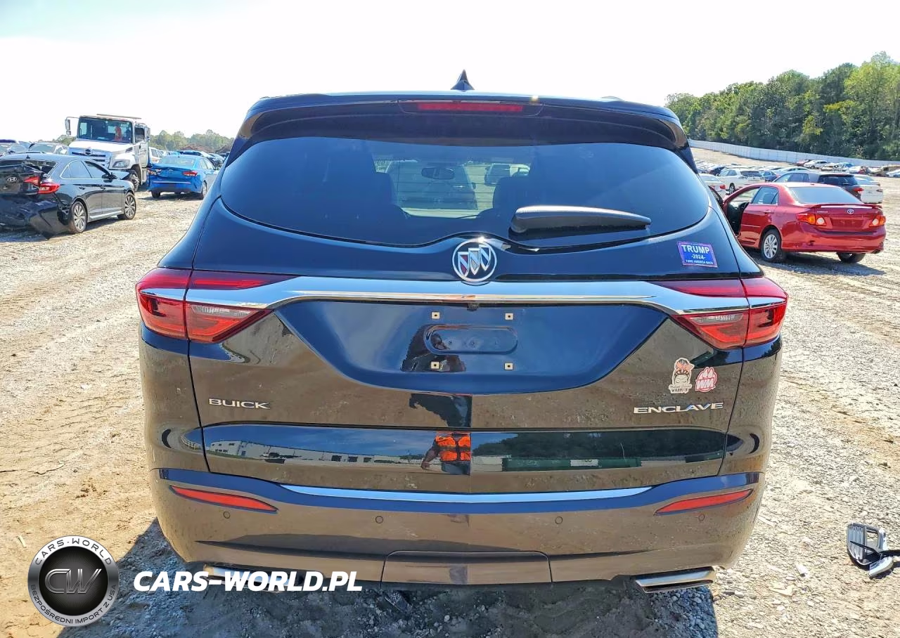 2018 Buick Enclave Essence VIN:5GAERBKW5JJ189072 - 6