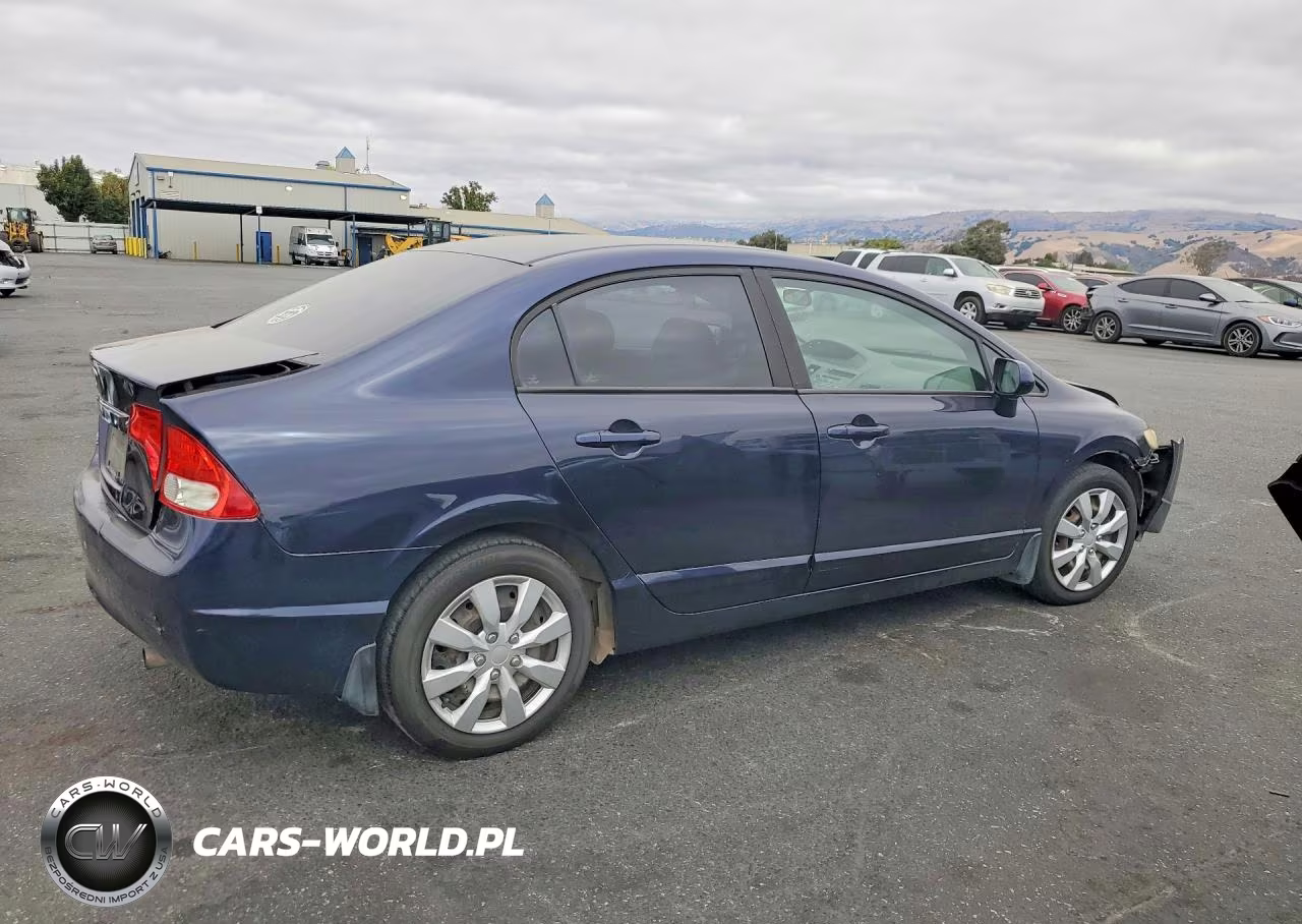 2010 Honda Civic Lx VIN:19XFA1F57AE029794 - 3