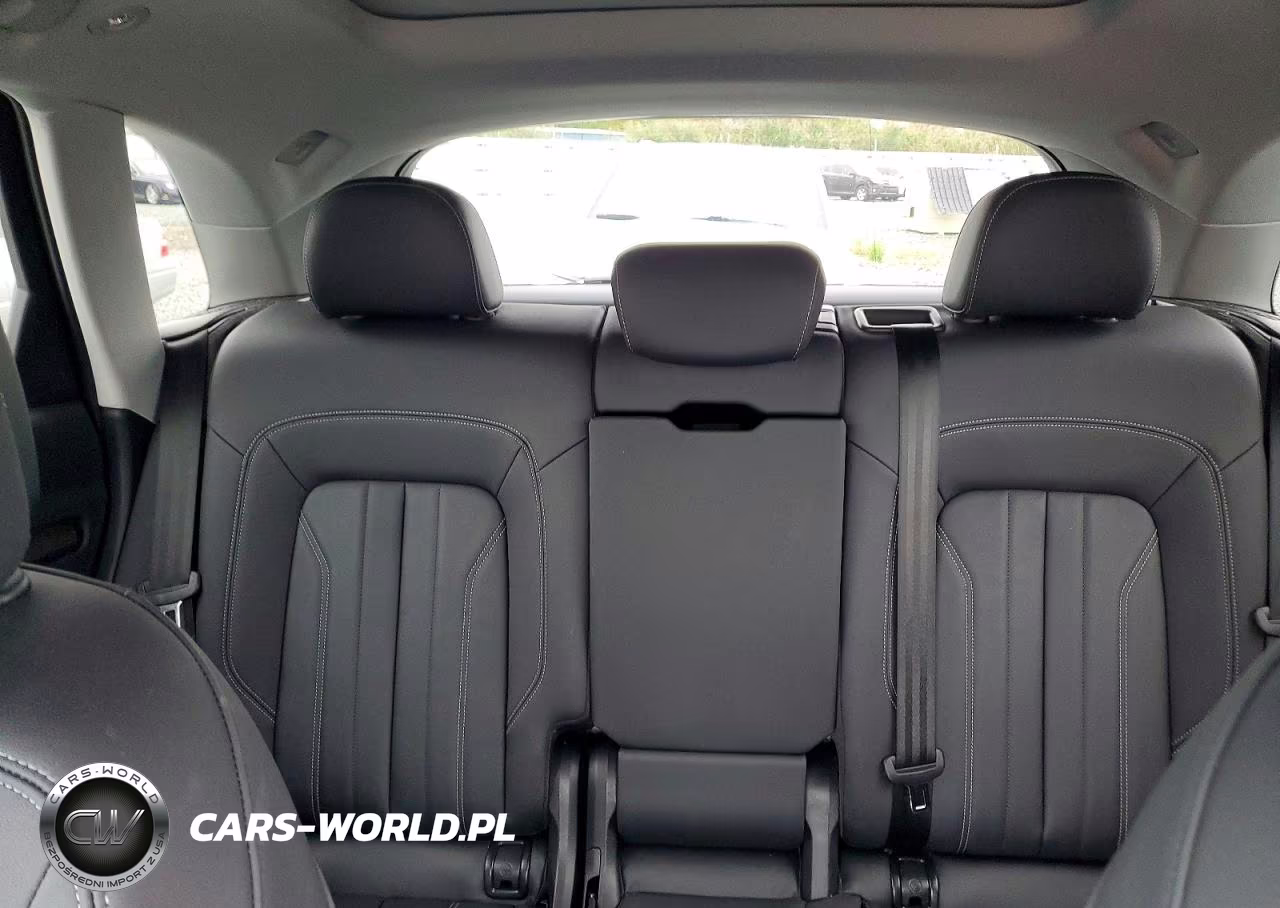 2021 Audi Q5 Premium VIN:WA1AAAFYXM2001794 - 10