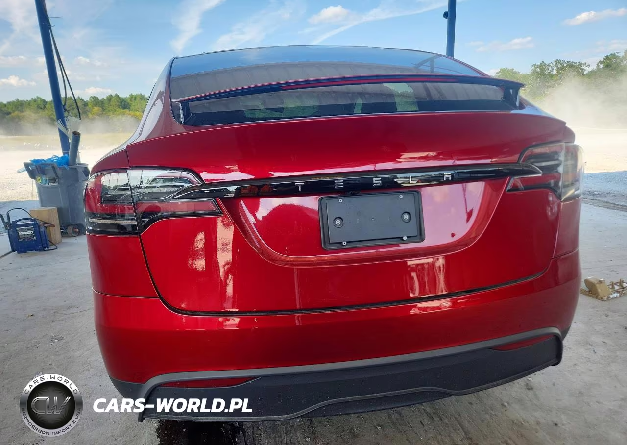 2023 Tesla Model X VIN:7SAXCBE52PF426826 - 6