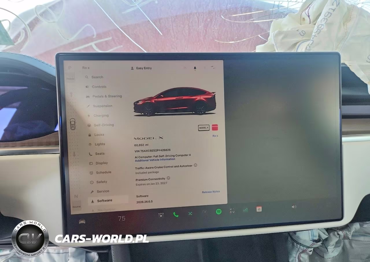 2023 Tesla Model X VIN:7SAXCBE52PF426826 - 9