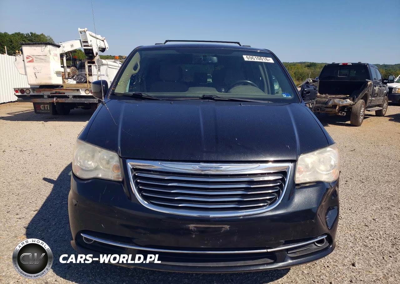 2012 Chrysler Town & Country Touring VIN:2C4RC1BG1CR169369 - 5