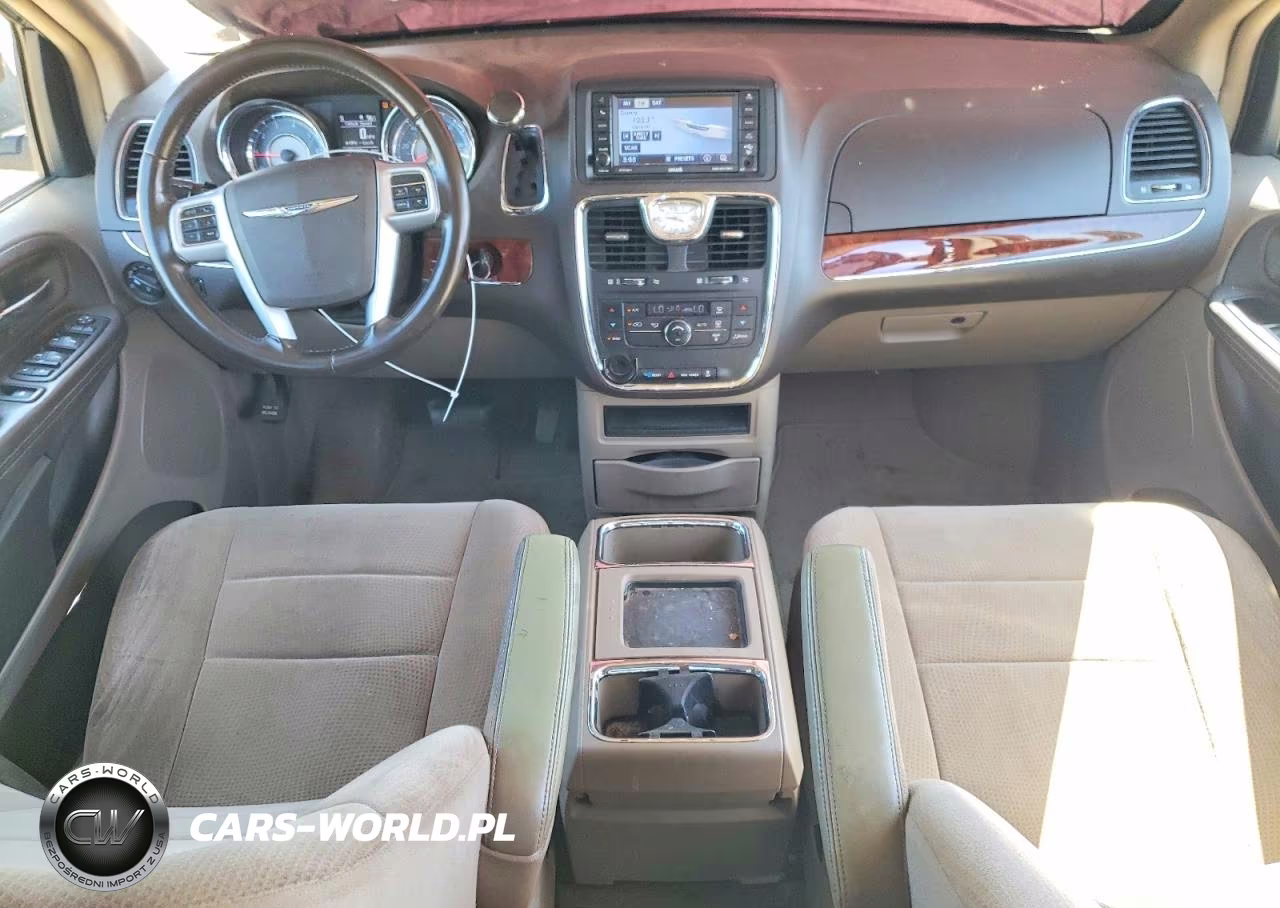 2012 Chrysler Town & Country Touring VIN:2C4RC1BG1CR169369 - 8