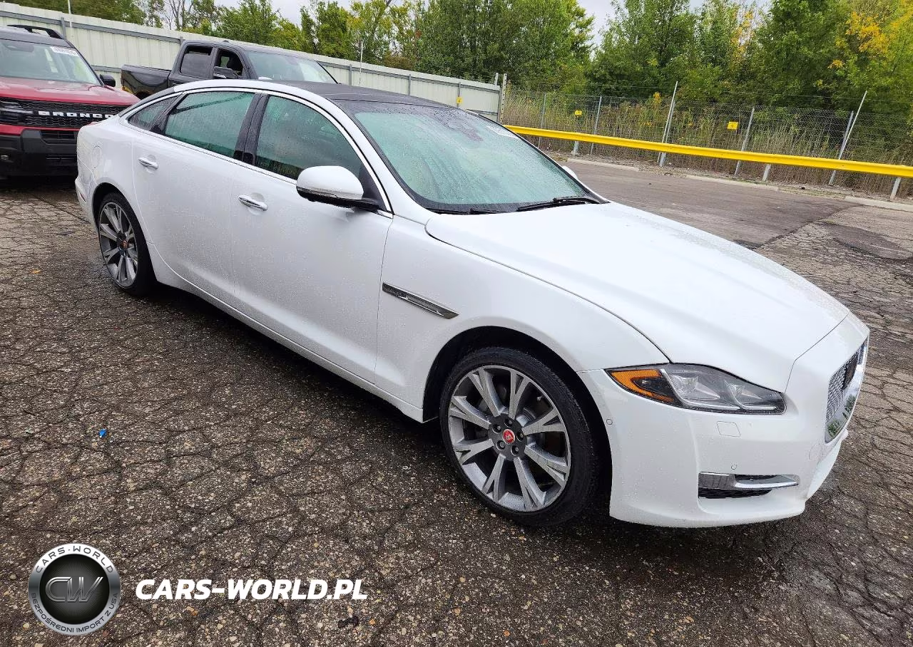 2019 Jaguar Xjl Portfolio VIN:SAJWJ2GD8K8W19785 - 4