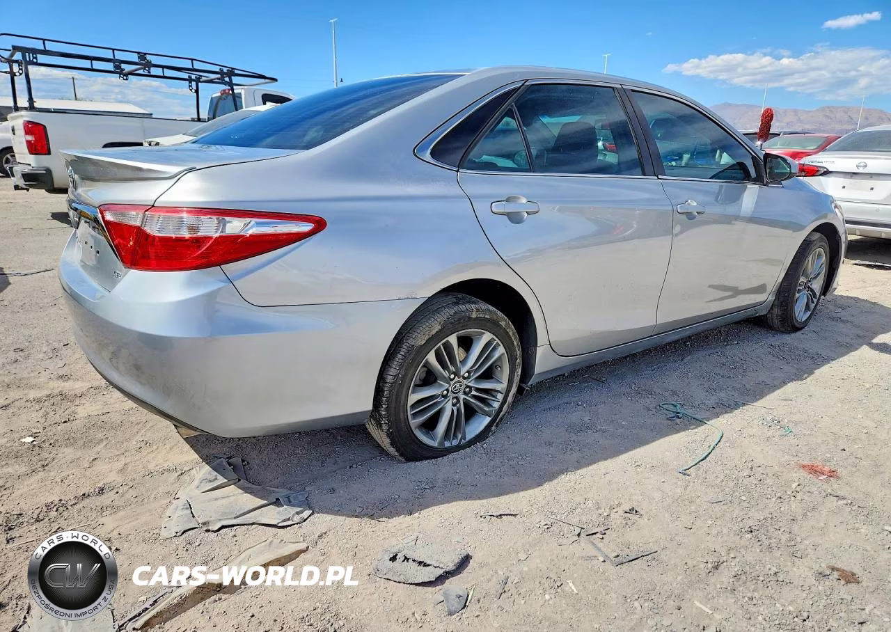 2015 Toyota Camry Se VIN:4T1BF1FK9FU896060 - 3