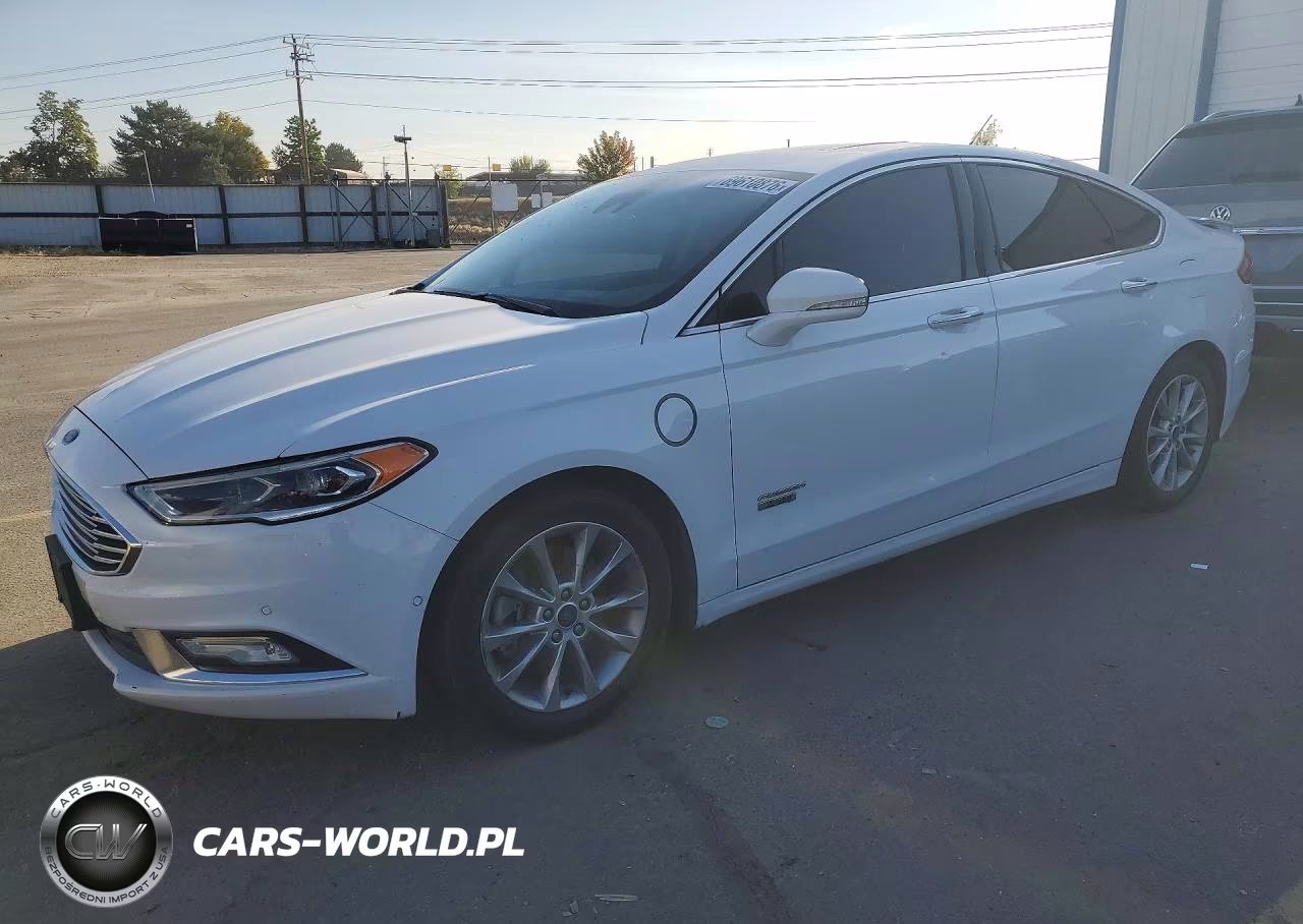 2017 Ford Fusion Titanium Phev – zdjęcie 1 z 12