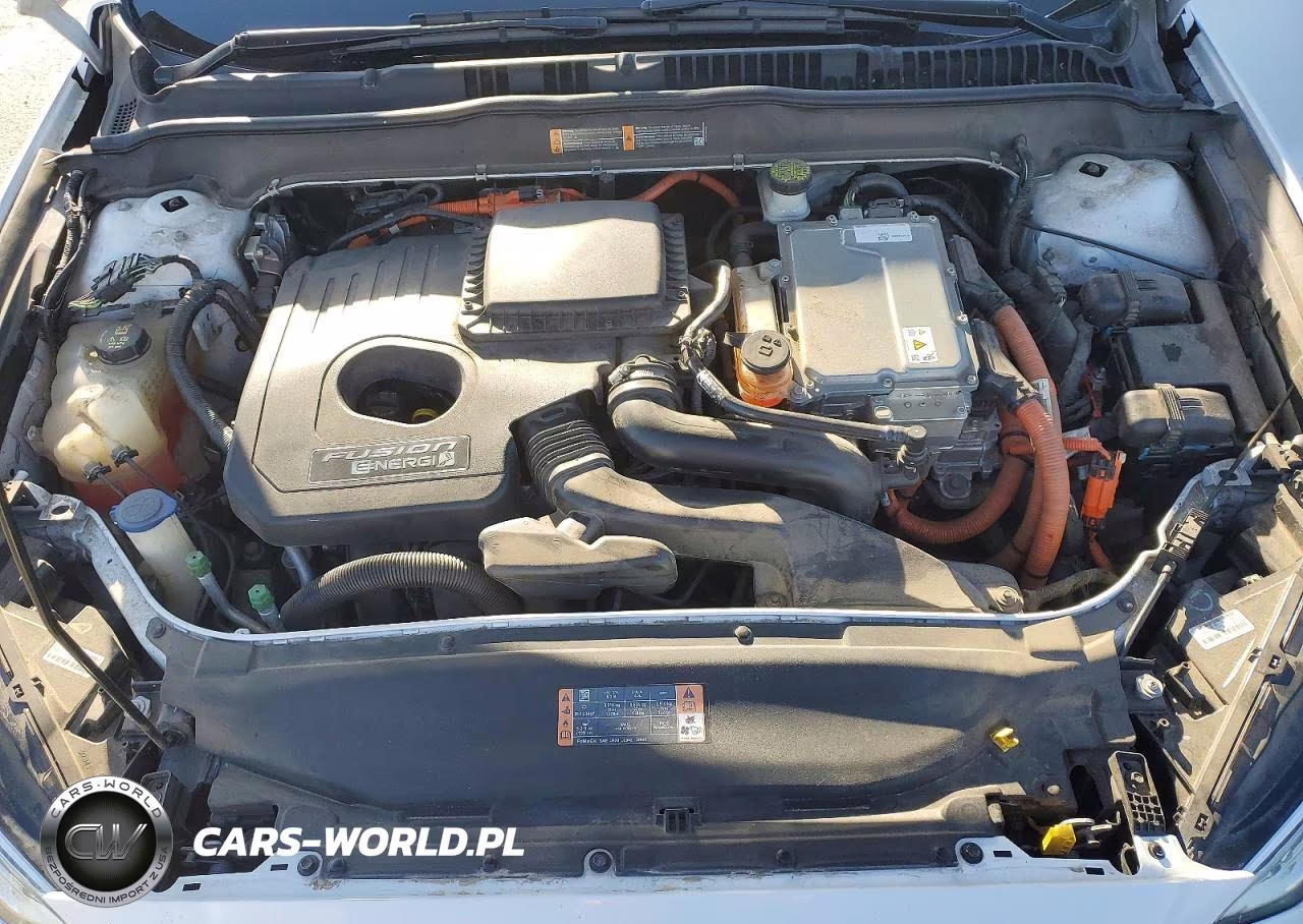 2017 Ford Fusion Titanium Phev VIN:3FA6P0SUXHR152276 - 11