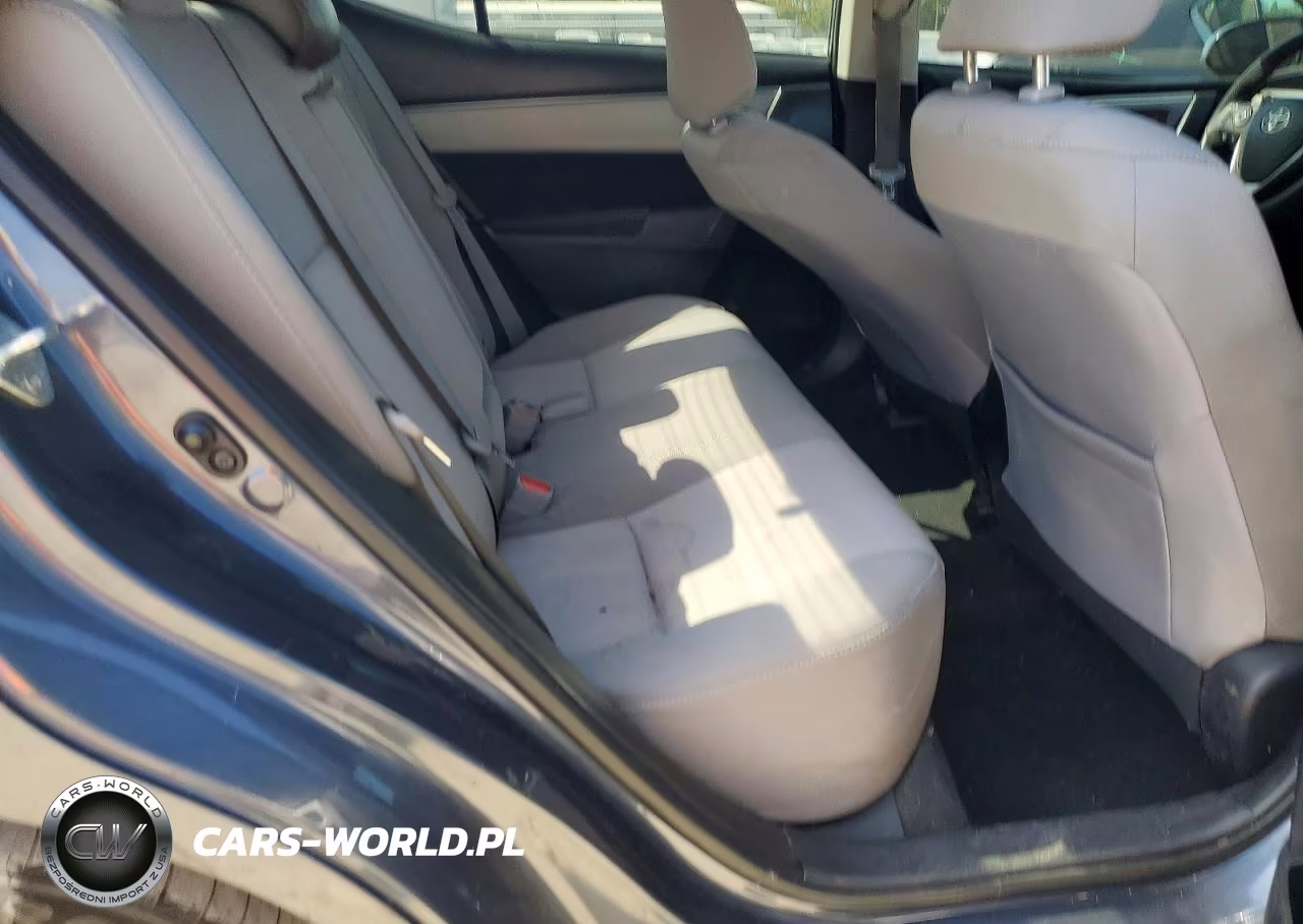 2015 Toyota Corolla L VIN:5YFBURHE8FP253938 - 10