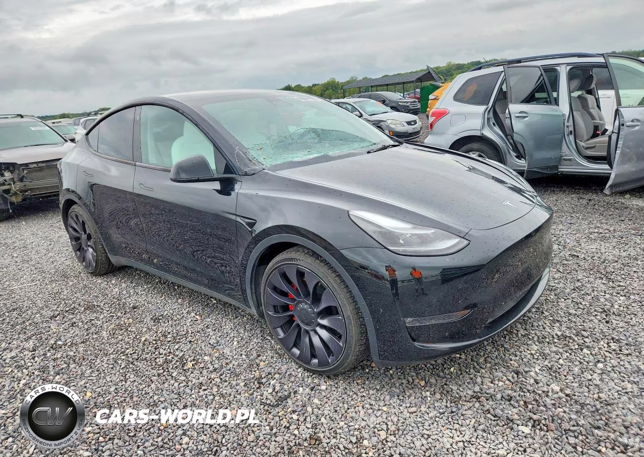 2021 Tesla Model Y VIN:5YJYGDEF2MF247773 - 4