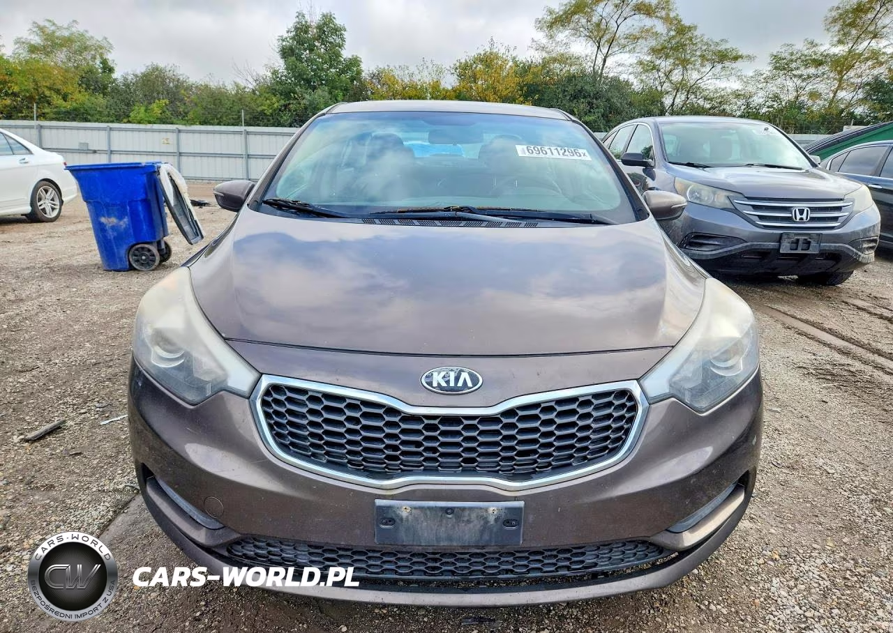 2015 Kia Forte Lx VIN:KNAFX4A60F5352374 - 5