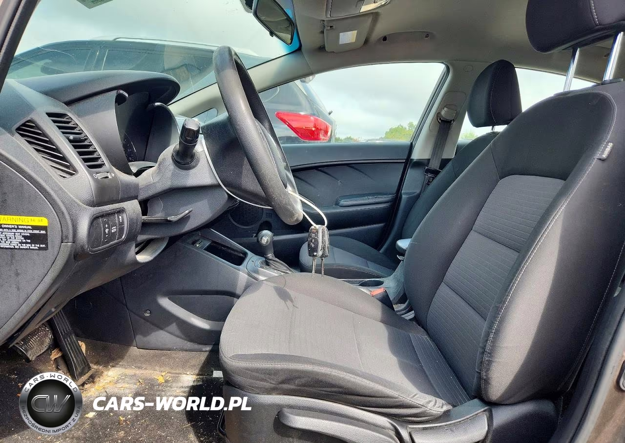 2015 Kia Forte Lx VIN:KNAFX4A60F5352374 - 7