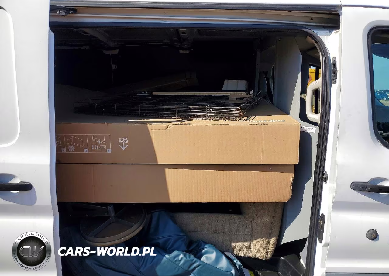 2017 Ford Transit T-250 VIN:1FTYR1YM4HKB33236 - 11