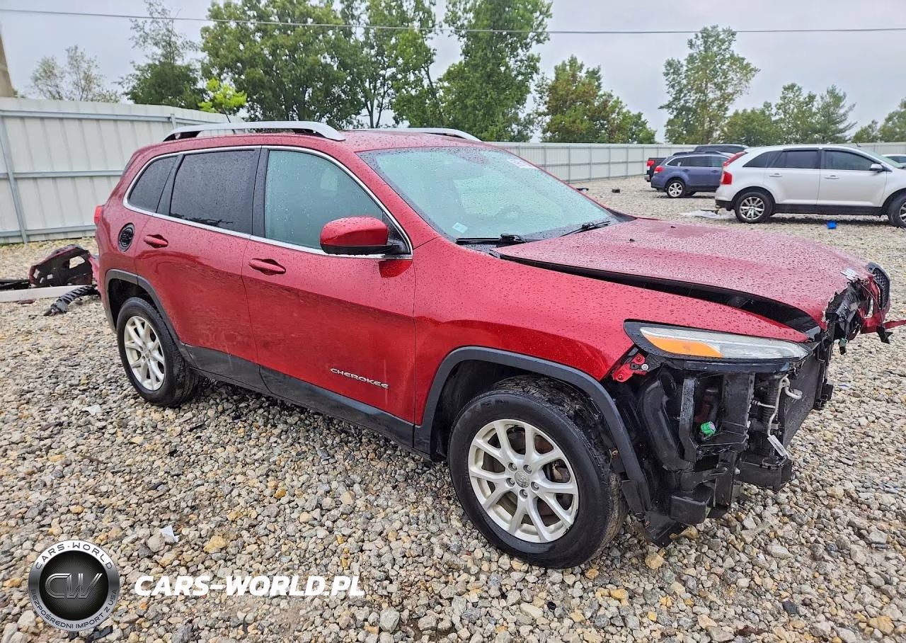 2014 Jeep Cherokee Latitude VIN:1C4PJMCS5EW286576 - 4