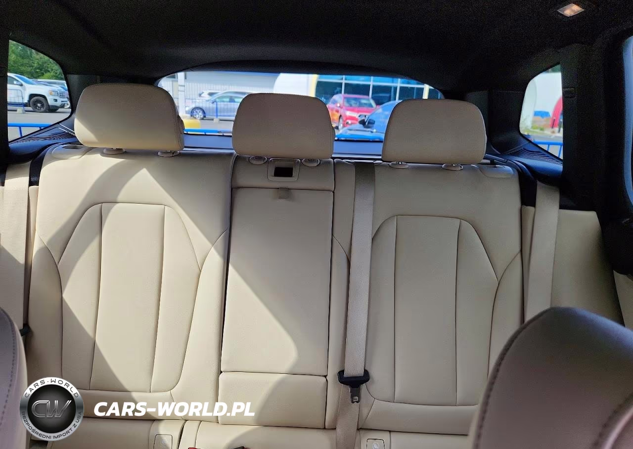 2018 BMW X3 xDrive30I VIN:5UXTR9C50JLC84181 - 10