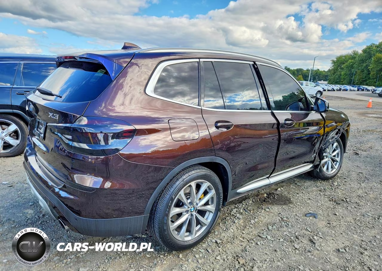 2018 BMW X3 xDrive30I VIN:5UXTR9C50JLC84181 - 3