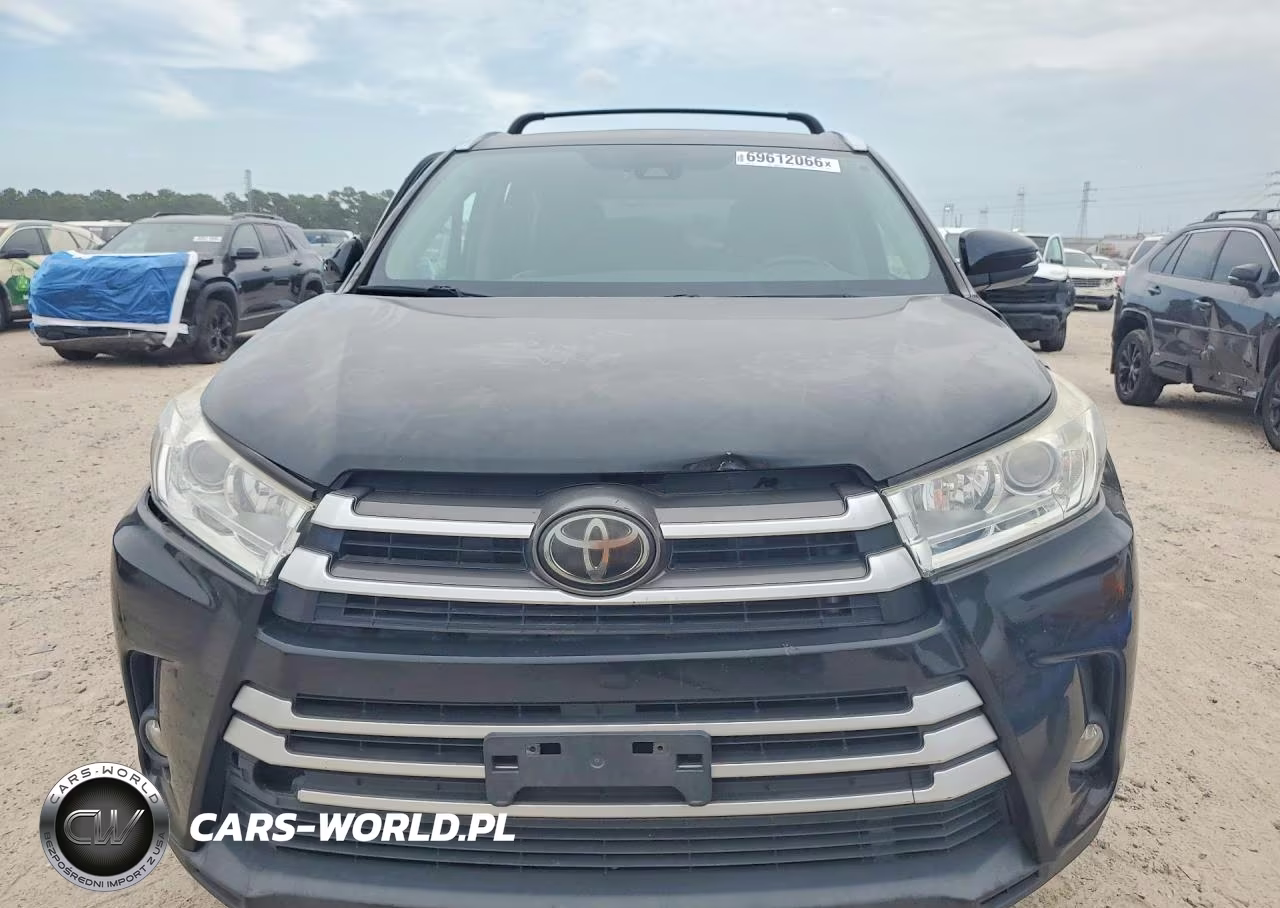 2018 Toyota Highlander VIN:5TDJZRFH3JS555325 - 5
