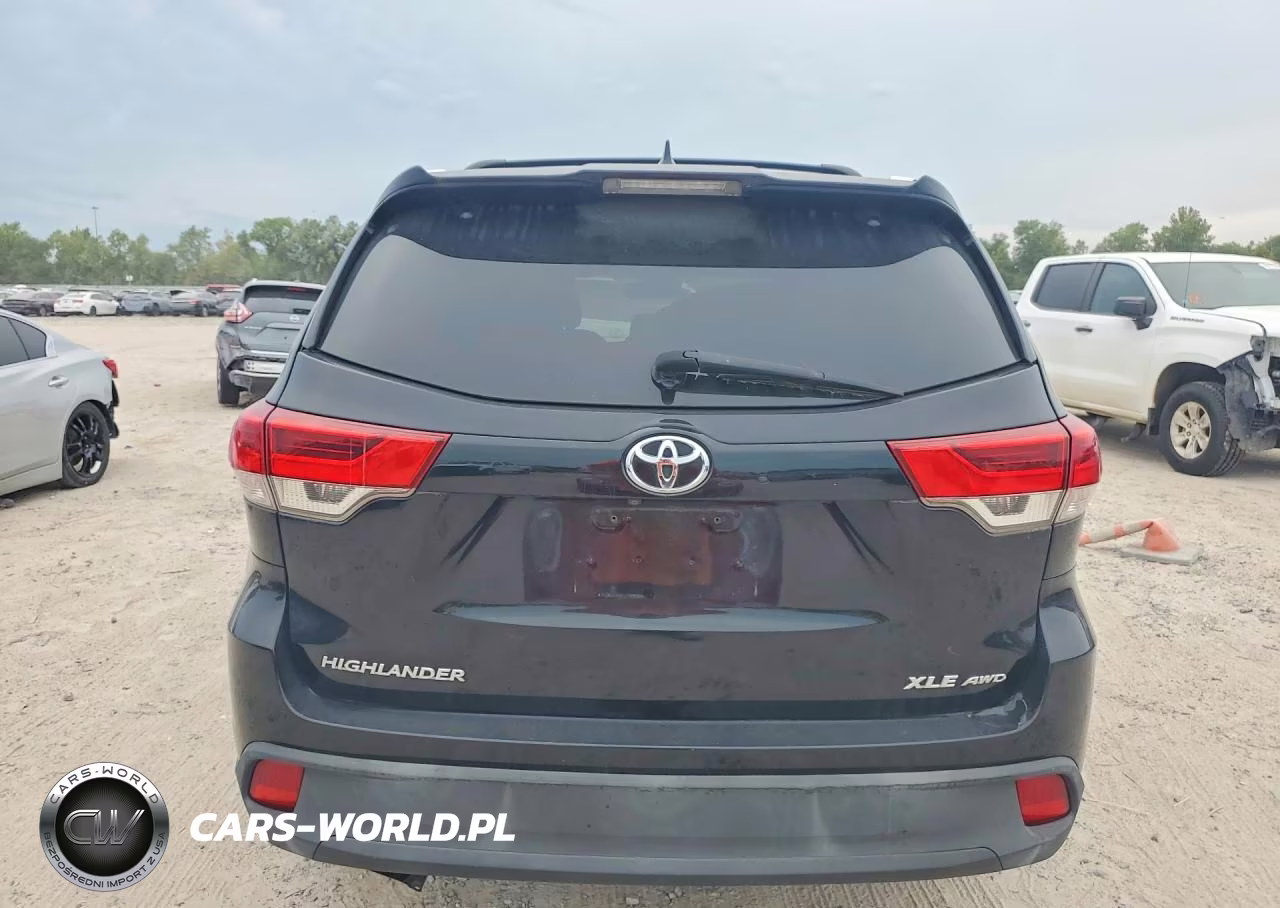 2018 Toyota Highlander VIN:5TDJZRFH3JS555325 - 6