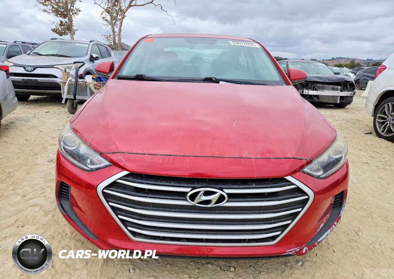 2018 Hyundai Elantra Sel VIN:5NPD84LF3JH222201 - 5