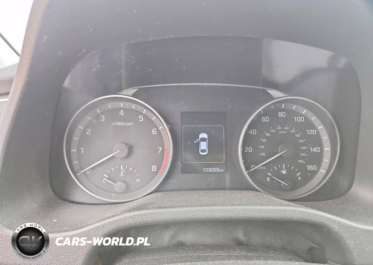 2018 Hyundai Elantra Sel VIN:5NPD84LF3JH222201 - 9
