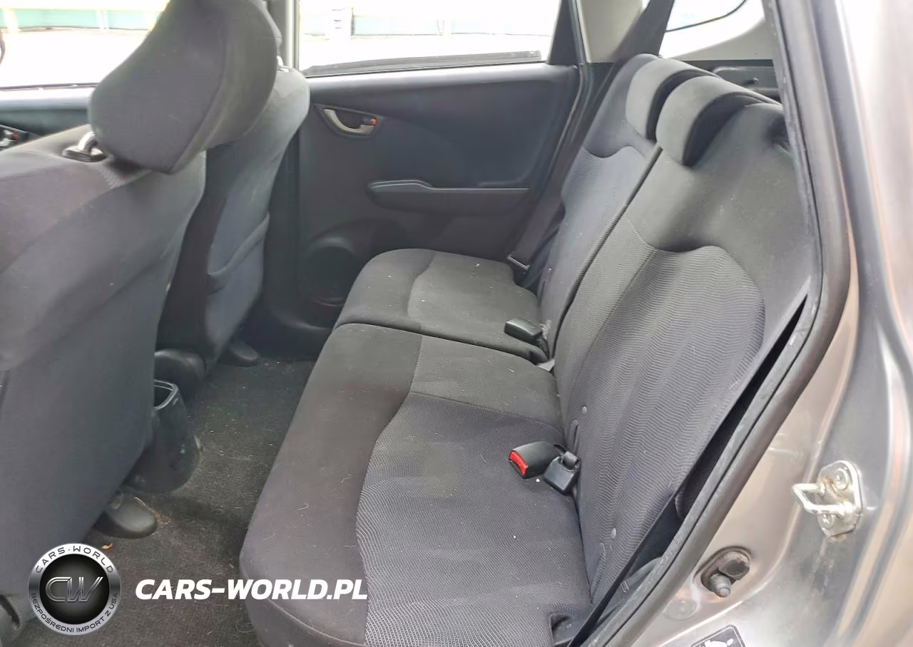 2010 Honda Fit Sport VIN:JHMGE8H68AC023435 - 10