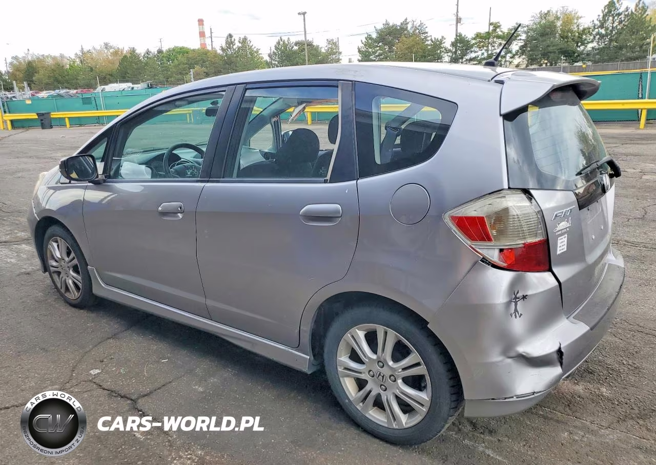 2010 Honda Fit Sport VIN:JHMGE8H68AC023435 - 2