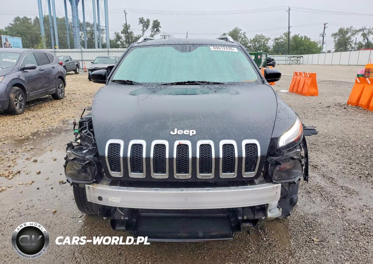 2015 Jeep Cherokee Limited VIN:1C4PJLDB2FW670972 - 5