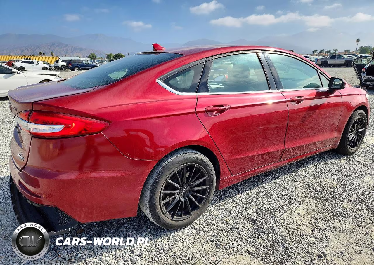2019 Ford Fusion Se VIN:3FA6P0LU4KR222120 - 3