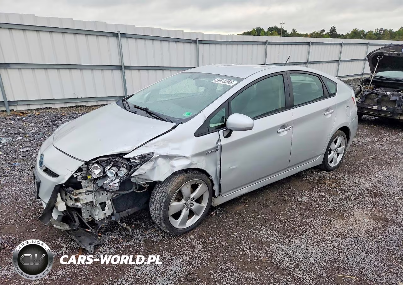 2010 Toyota Prius V – zdjęcie 1 z 12