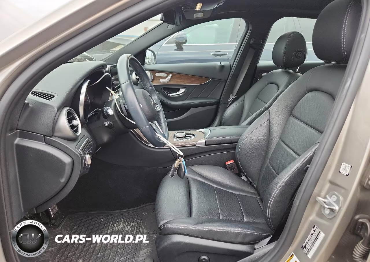 2019 Mercedes-Benz C 300 4Matic VIN:WDDWF8EB8KR510912 - 7