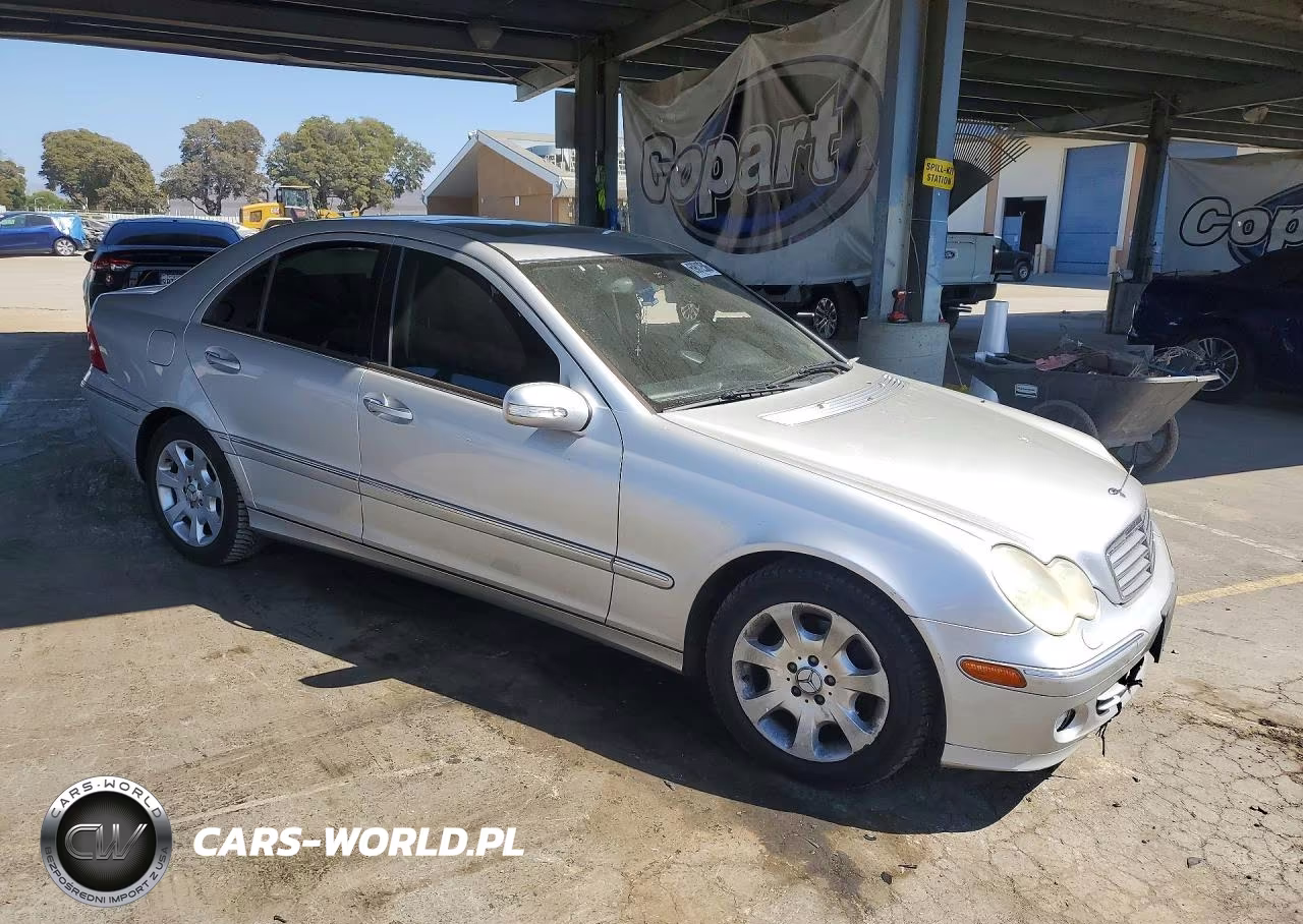 2005 Mercedes-Benz C 320 4Matic VIN:WDBRF84J45F562140 - 4
