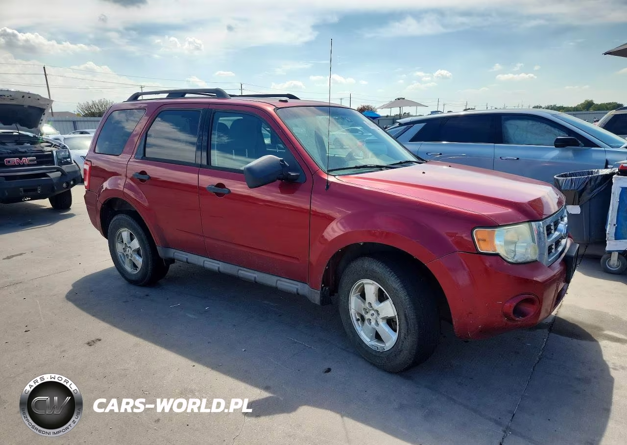 2009 Ford Escape Xlt VIN:1FMCU03G49KA37737 - 4