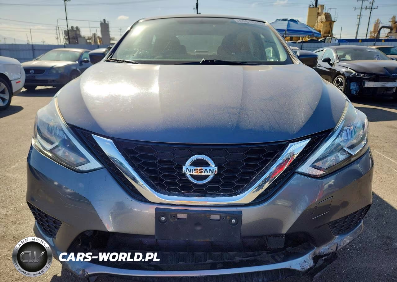 2018 Nissan Sentra S VIN:3N1AB7AP4JY300198 - 5