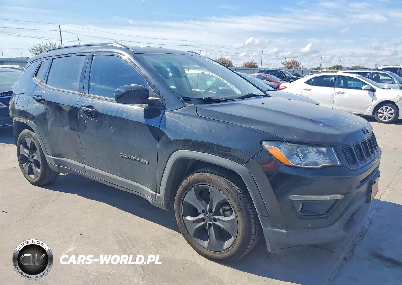 2020 Jeep Compass Latitude VIN:3C4NJCBB0LT125199 - 4