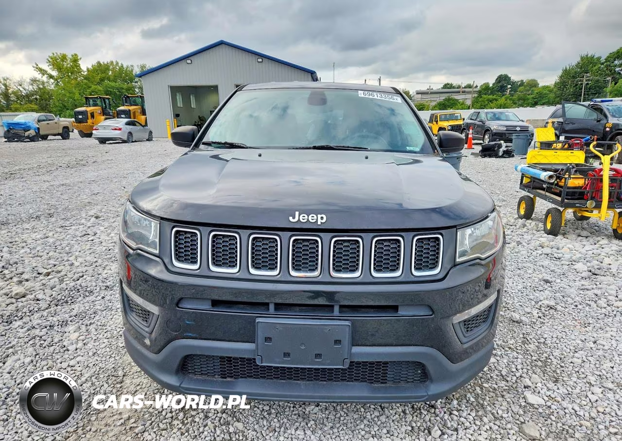 2018 Jeep Compass Sport VIN:3C4NJCAB9JT359145 - 5