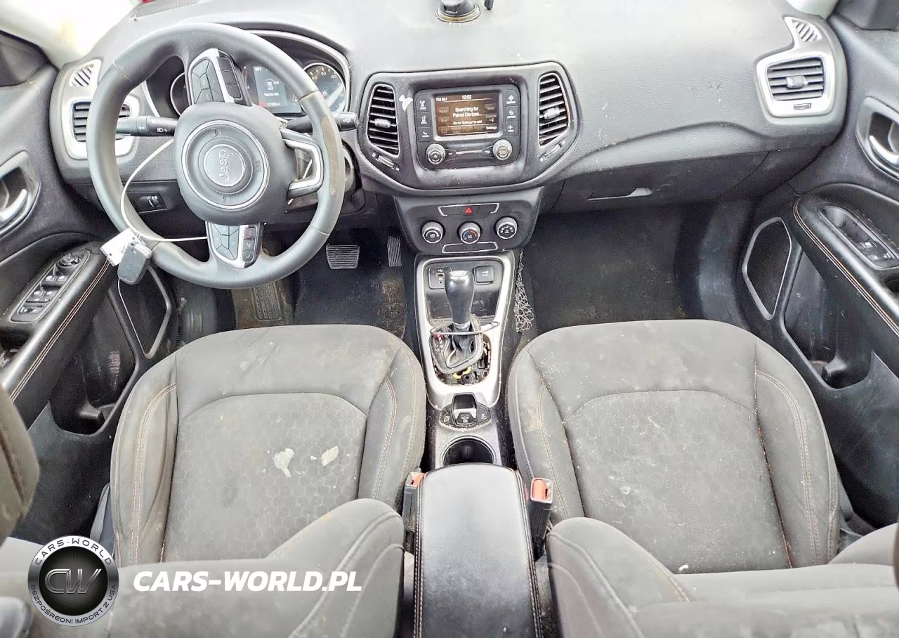 2018 Jeep Compass Sport VIN:3C4NJCAB9JT359145 - 8
