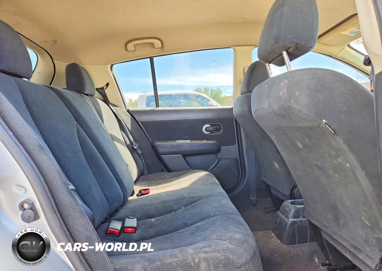 2011 Nissan Versa 1.8 S VIN:3N1BC1CP4BL415720 - 10