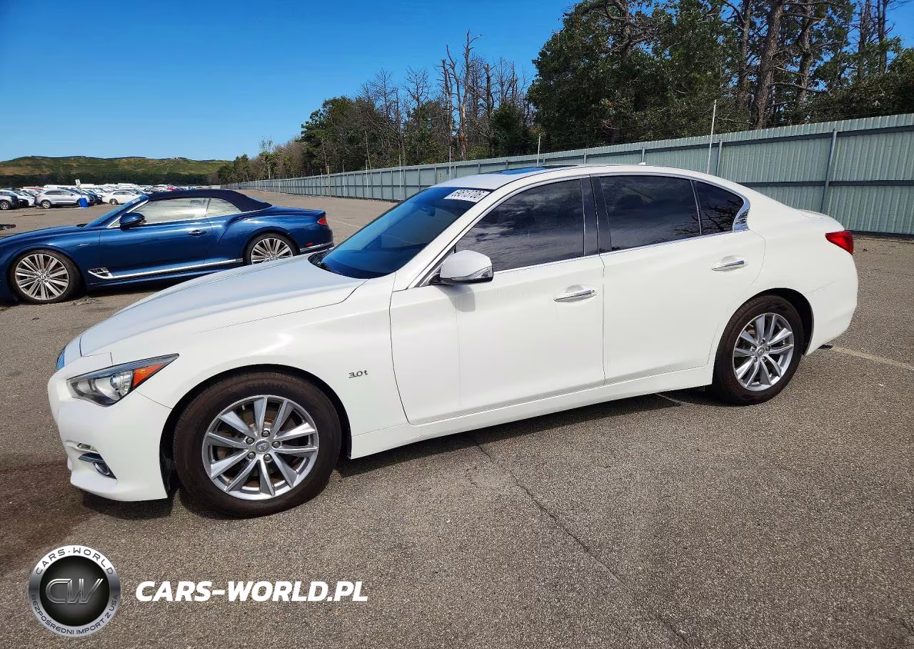 2017 Infiniti Q50 Premium
