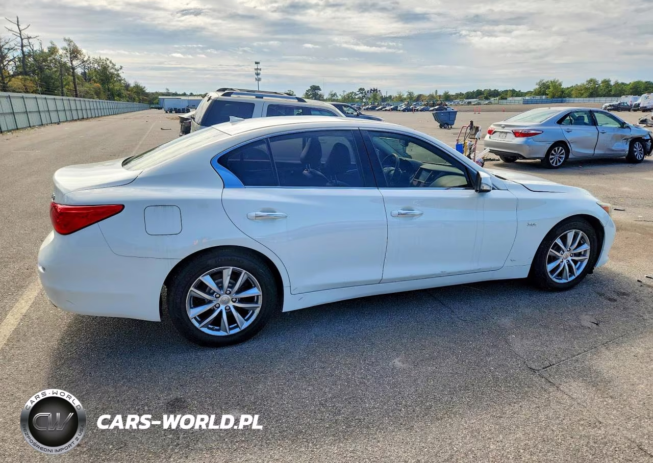 2017 Infiniti Q50 Premium VIN:JN1EV7AR1HM834413 - 3