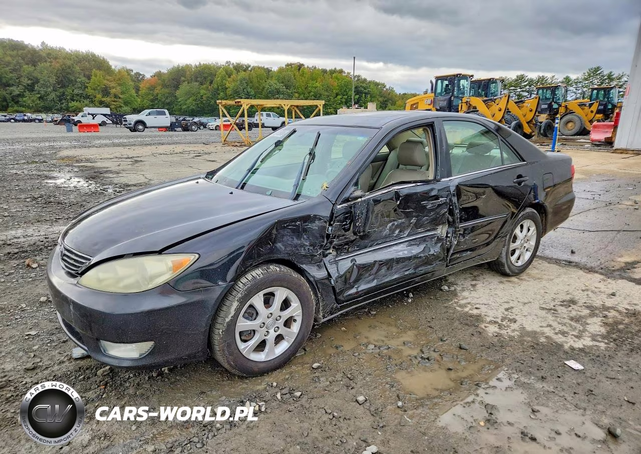 2005 Toyota Camry Xle V6 – zdjęcie 1 z 12