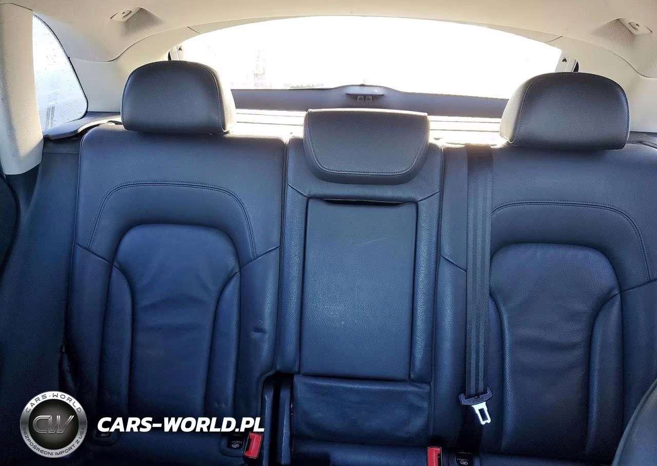 2015 Audi Q5 Premium Plus VIN:WA1DGAFP0FA073843 - 10