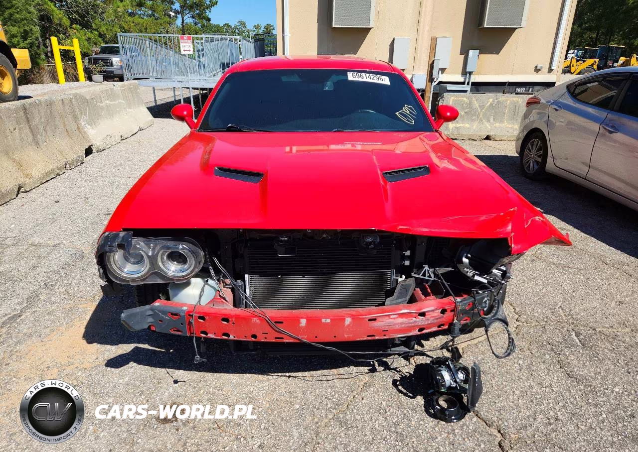 2019 Dodge Challenger Sxt VIN:2C3CDZAG7KH747941 - 5