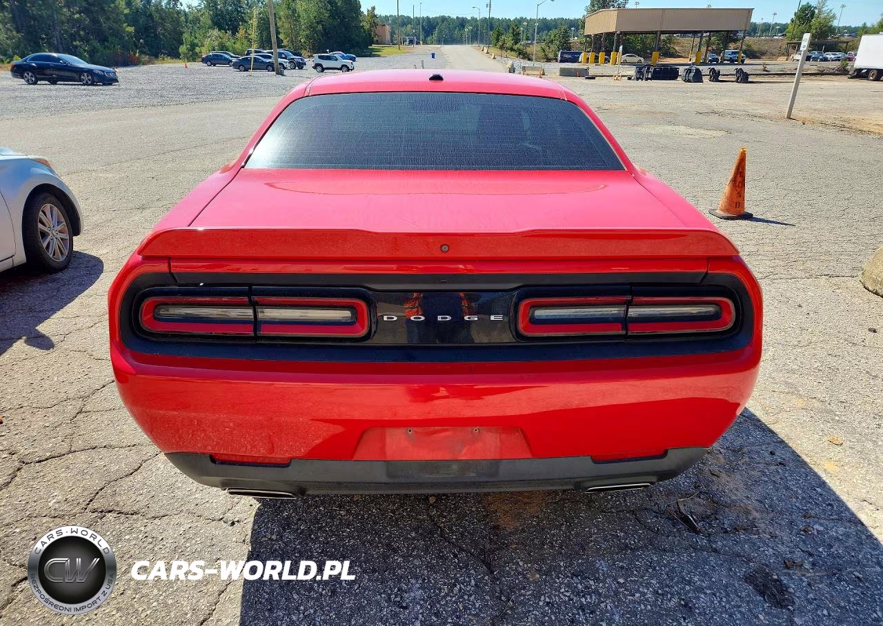 2019 Dodge Challenger Sxt VIN:2C3CDZAG7KH747941 - 6