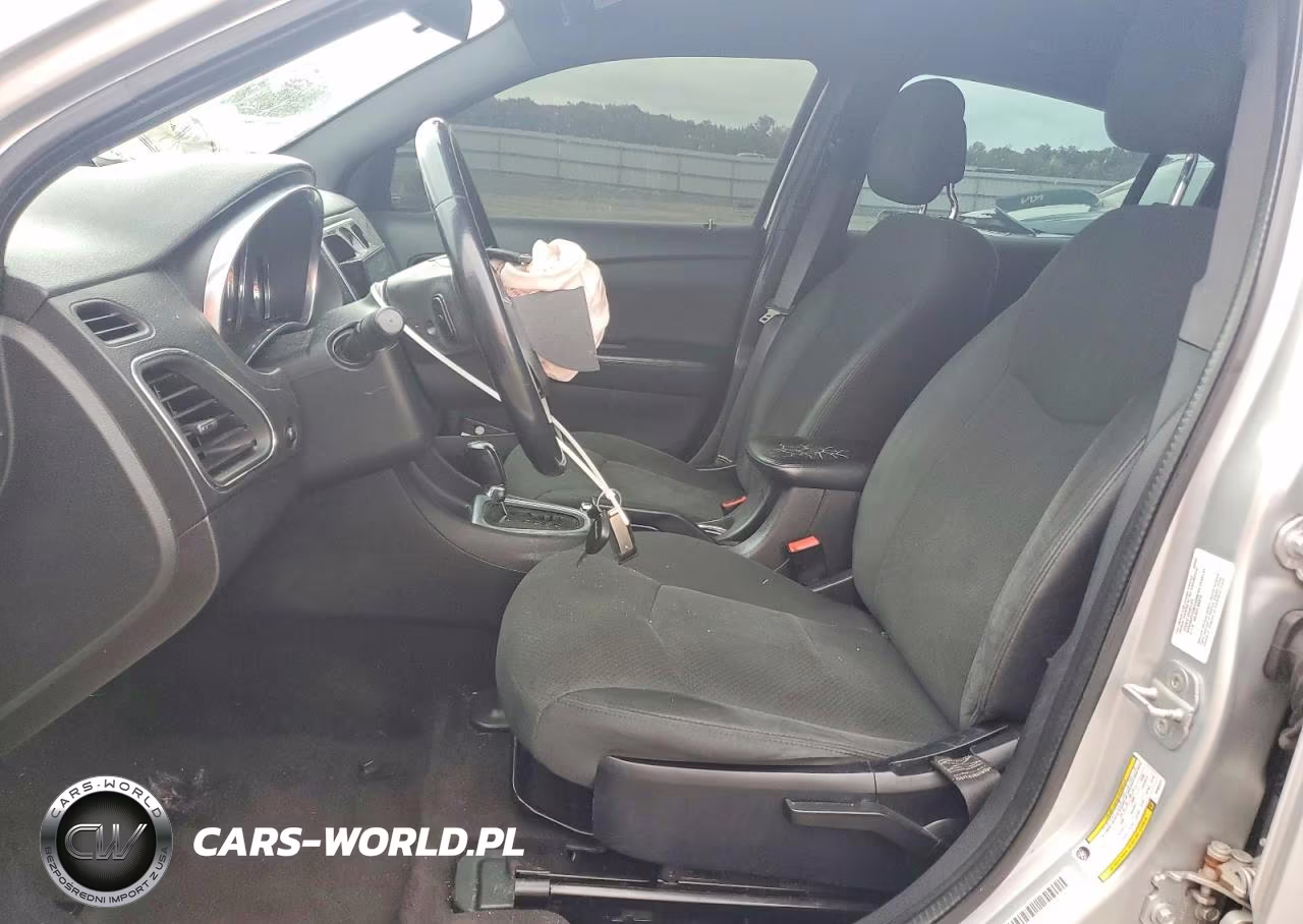 2011 Chrysler 200 Touring VIN:1C3BC1FG8BN602312 - 7