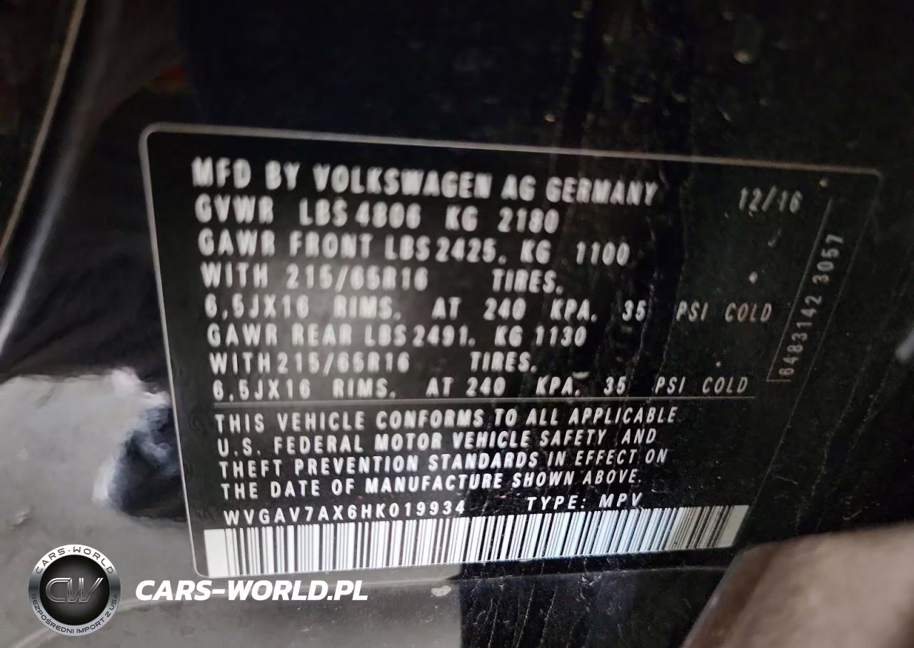 2017 Volkswagen Tiguan S VIN:WVGAV7AX6HK019934 - 13