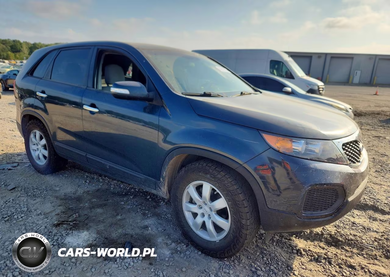 2011 Kia Sorento Lx VIN:5XYKT3A10BG035076 - 4
