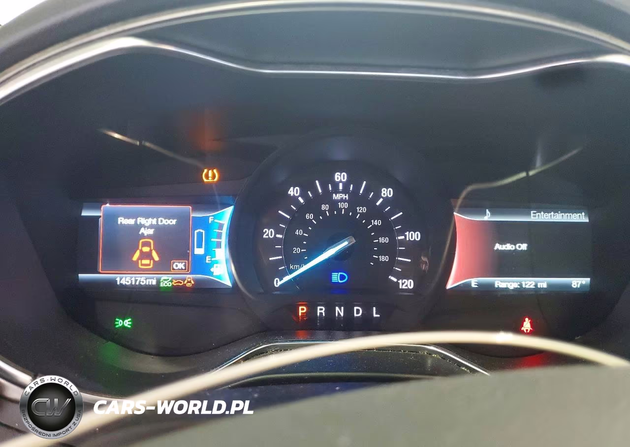 2018 Ford Fusion Se Hybrid VIN:3FA6P0LU3JR159462 - 9
